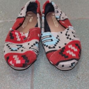 Tribal Printed Toms